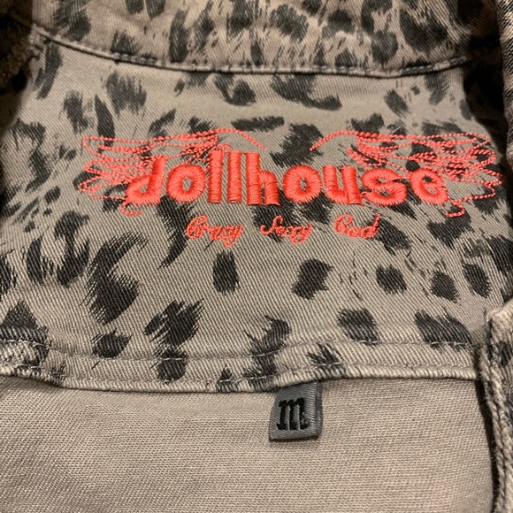 SM ✨ Gray Leopard Cheetah Print Jean Jacket - Picture 4 of 4